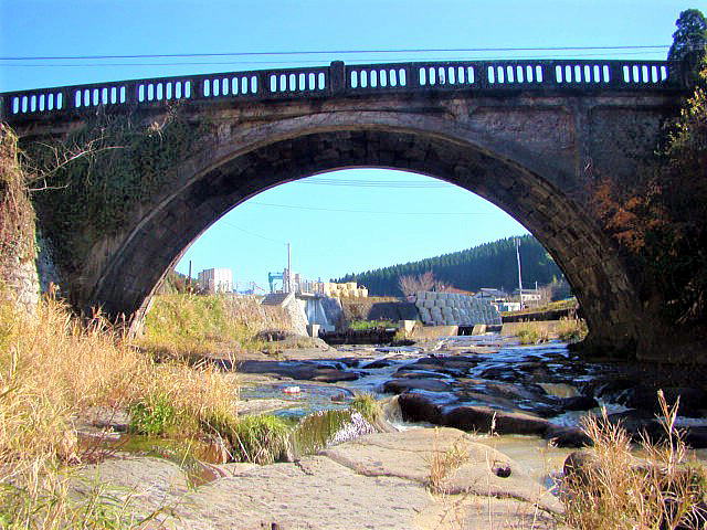上益城郡山都町(矢部町)の石橋